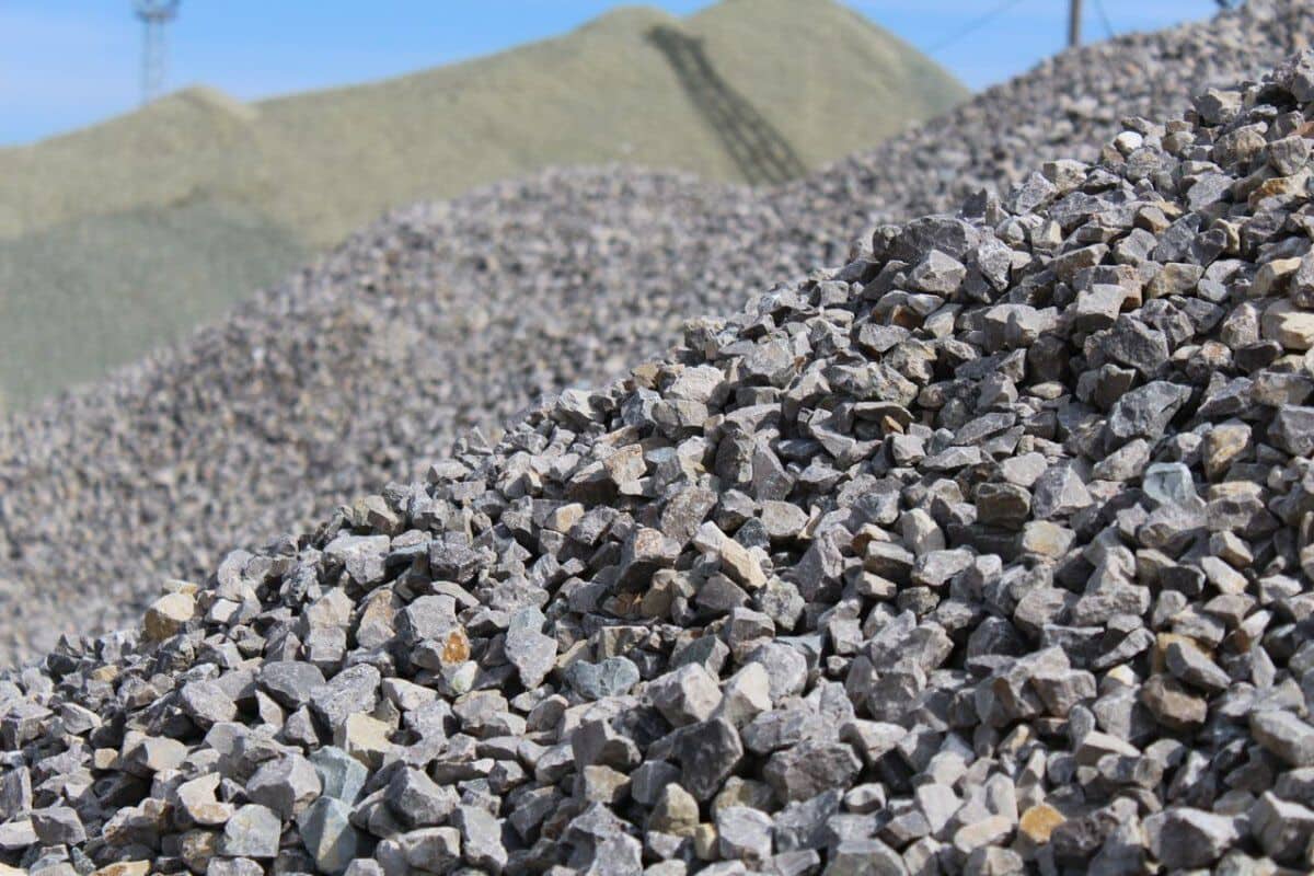Щебень оптом: профессиональный гид по выбору и применению материала - 1